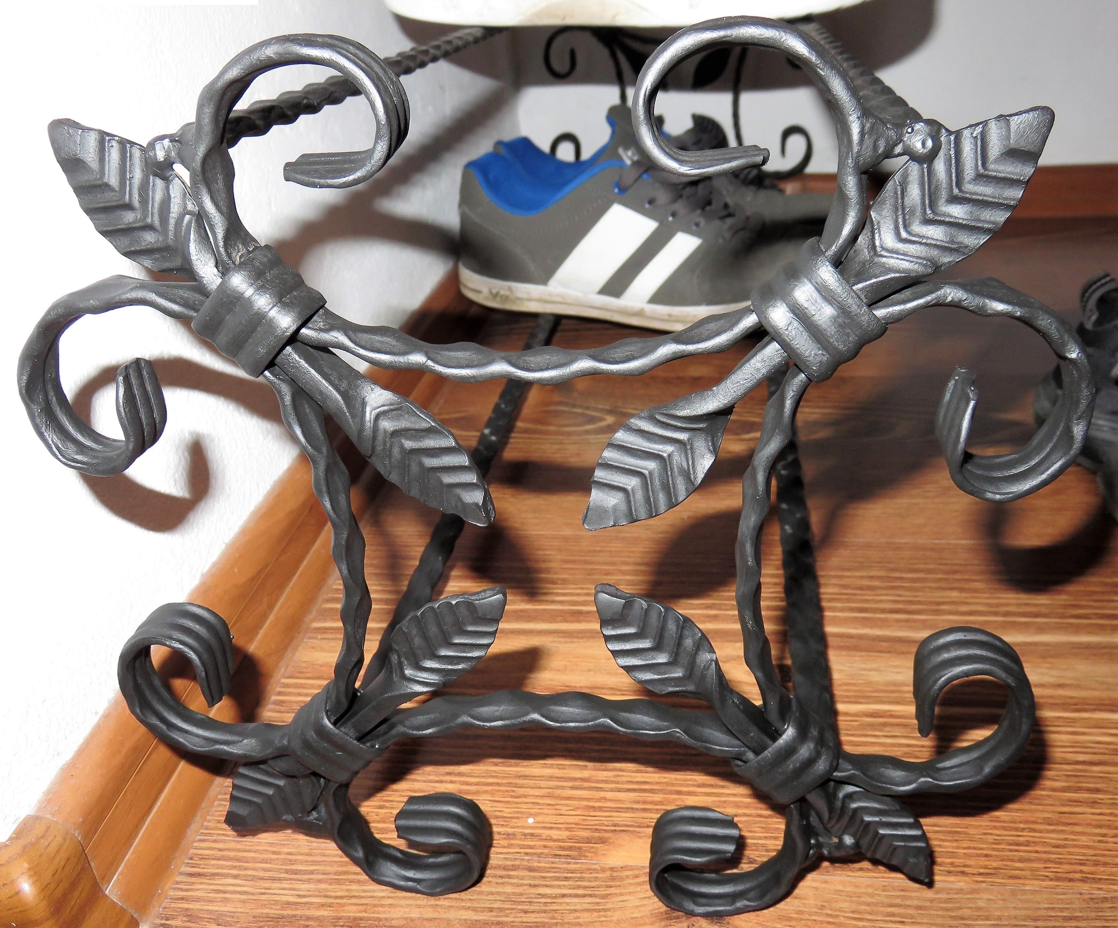 Kovaný botník / celokované Ornament